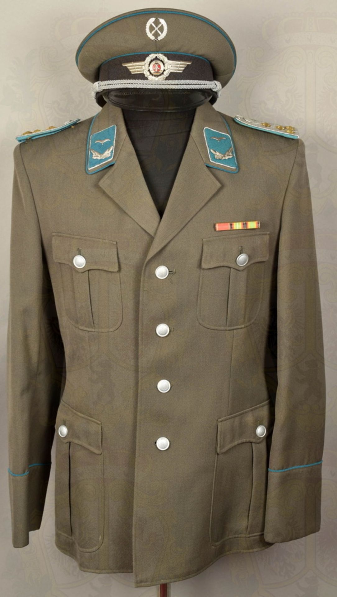 Uniform Hauptmann der Luftstreitkräfte - Image 3 of 6