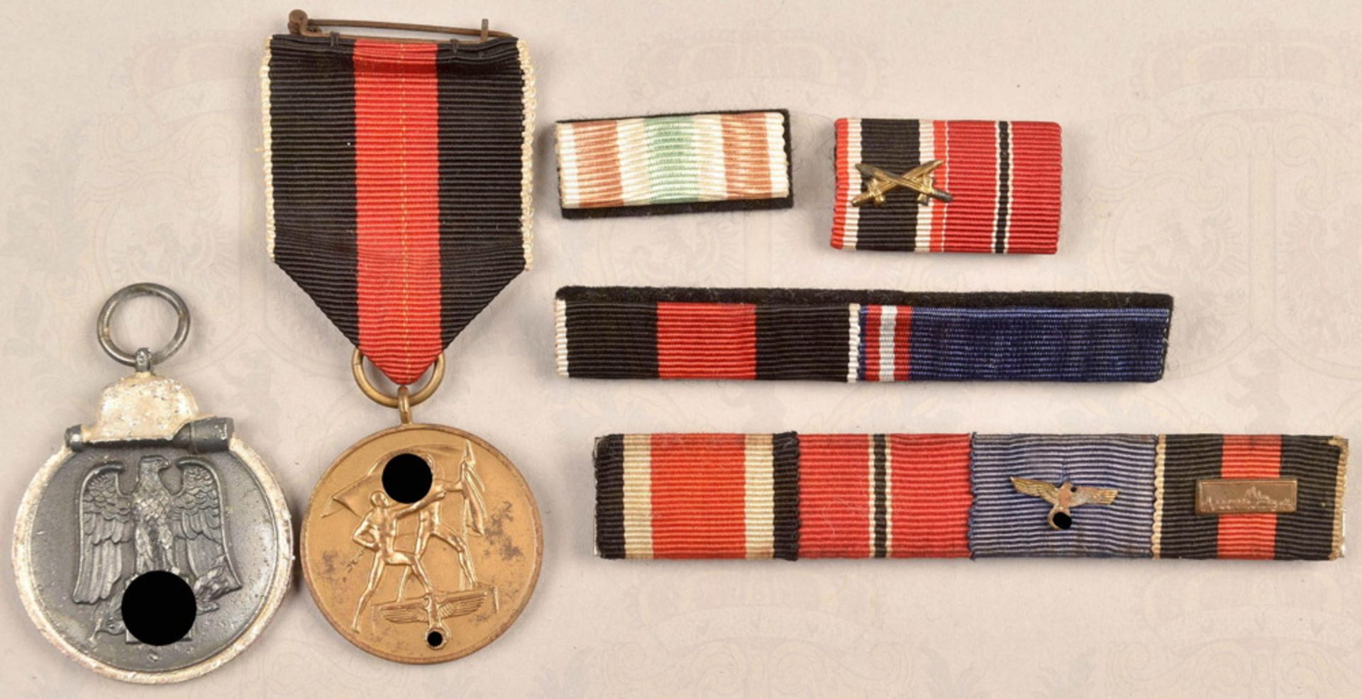 2 Ehrenzeichen Wehrmacht, 4 Feldordenspangen