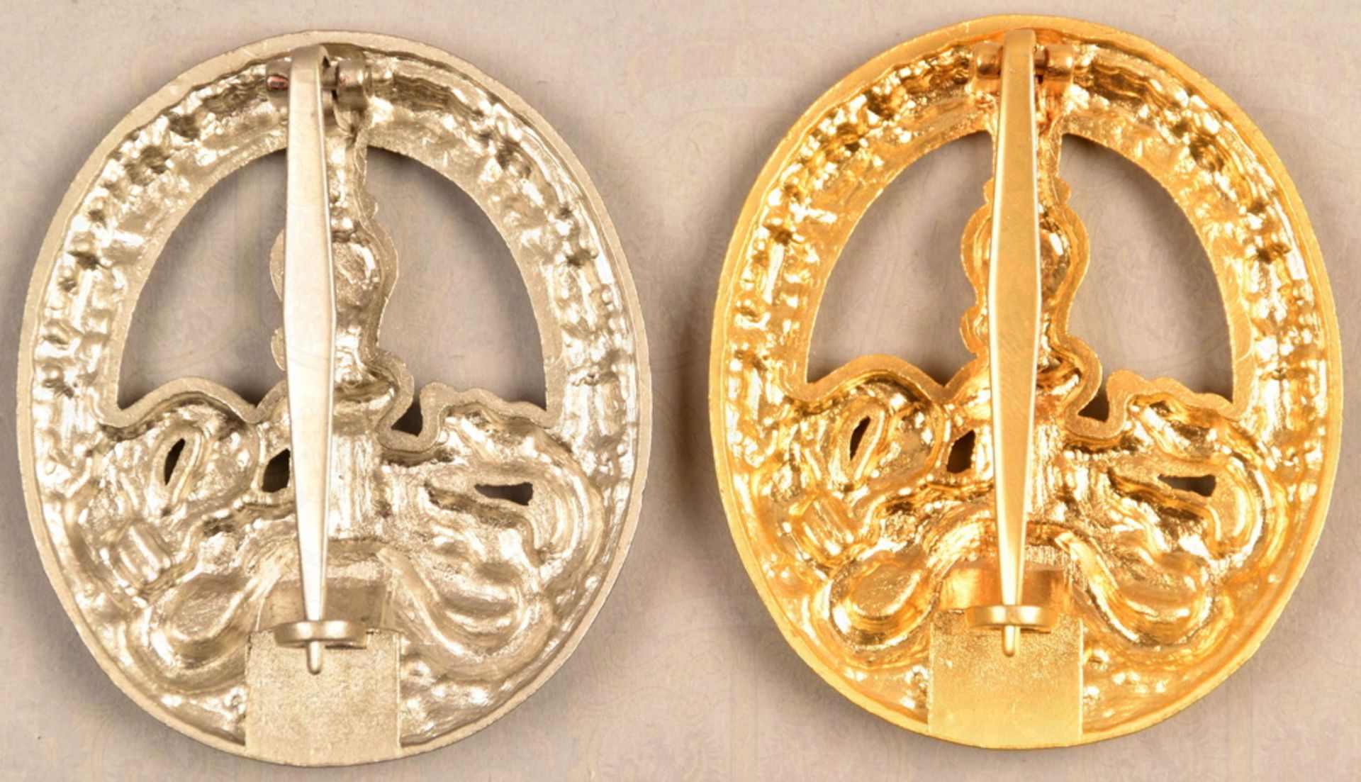 2 Bandenkampfabzeichen in Silber/in Gold - Image 3 of 3