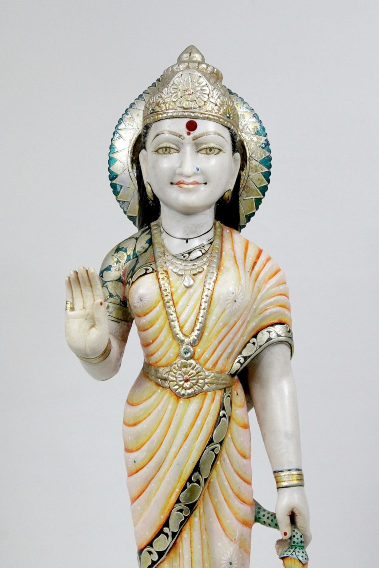 Indien Gefasste Marmorfigur Schiva in segnender Haltung 19.Jhdt. - Bild 2 aus 5