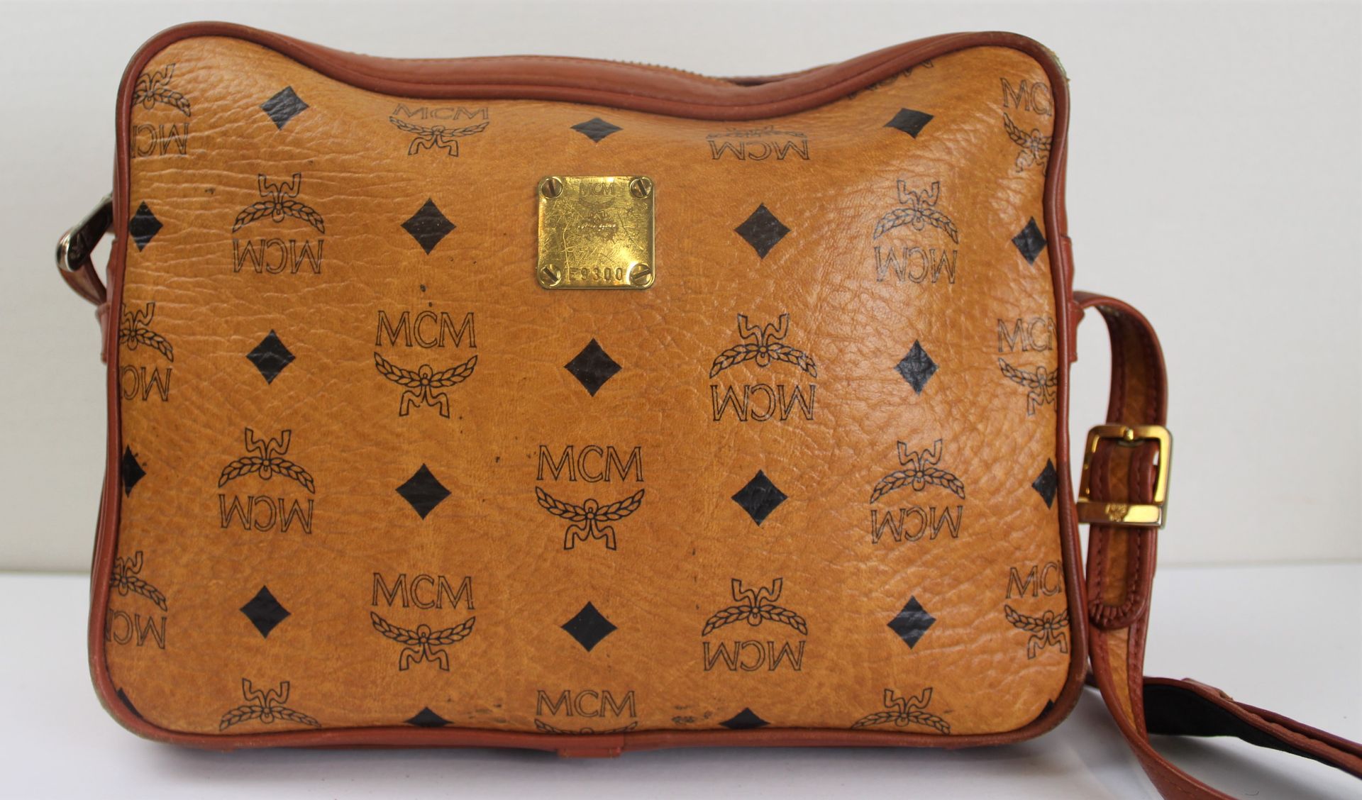 MCM E 9300 Damen Handtasche