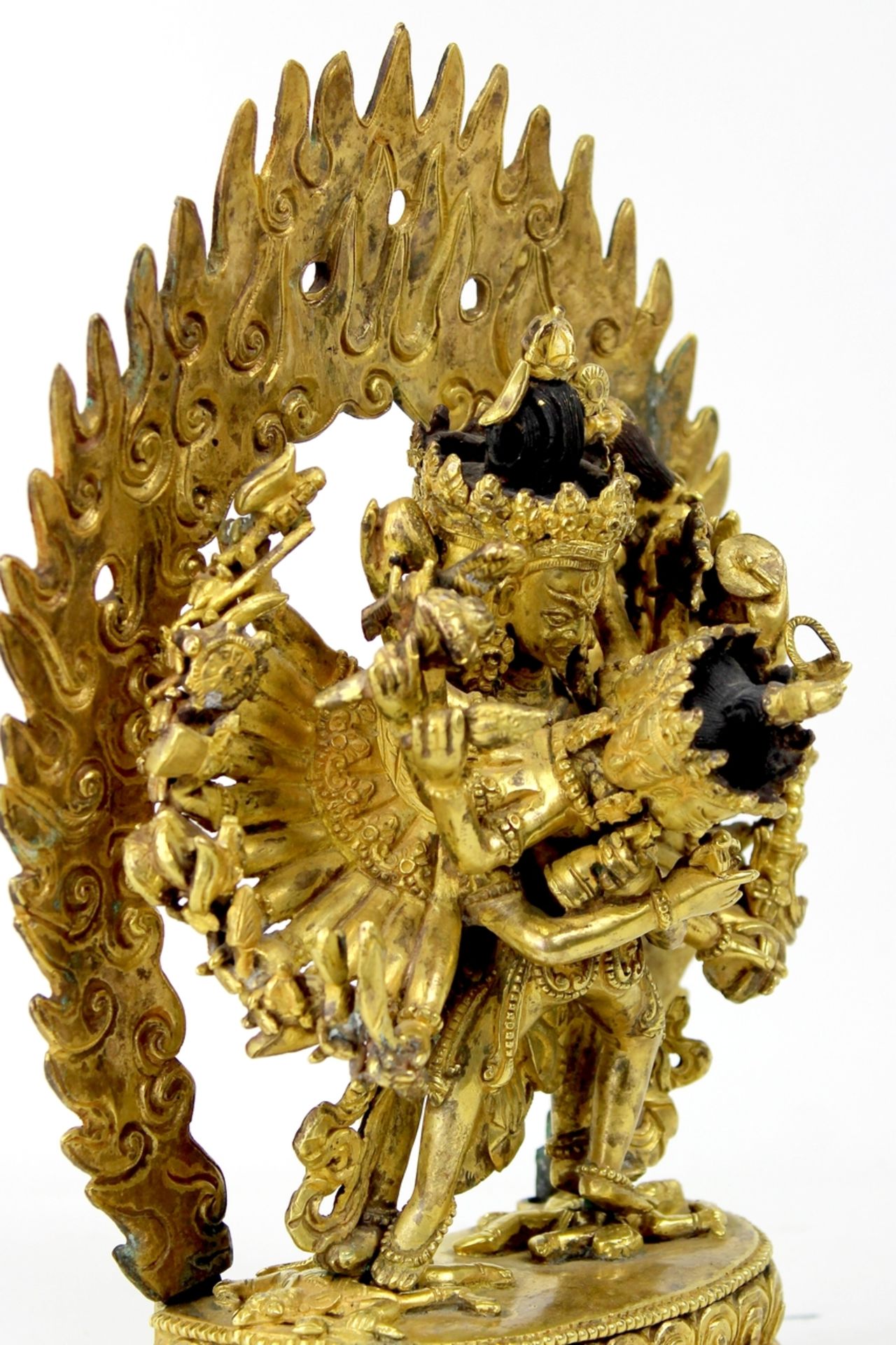 Tibet feuervergoldete Bronze Vajrabhairava in Yab Yum 18./.19. Jhdt. - Bild 4 aus 8