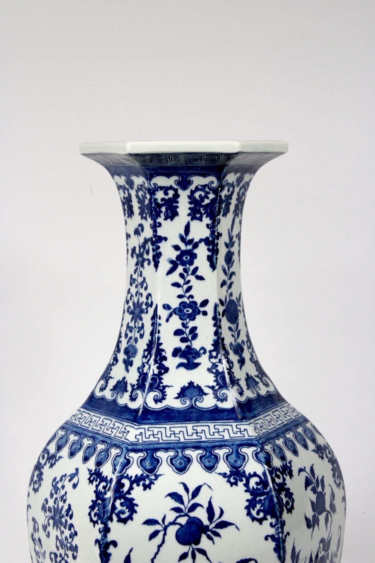 China Blau-Weiss Vase 19.Jhdt. - Bild 4 aus 5