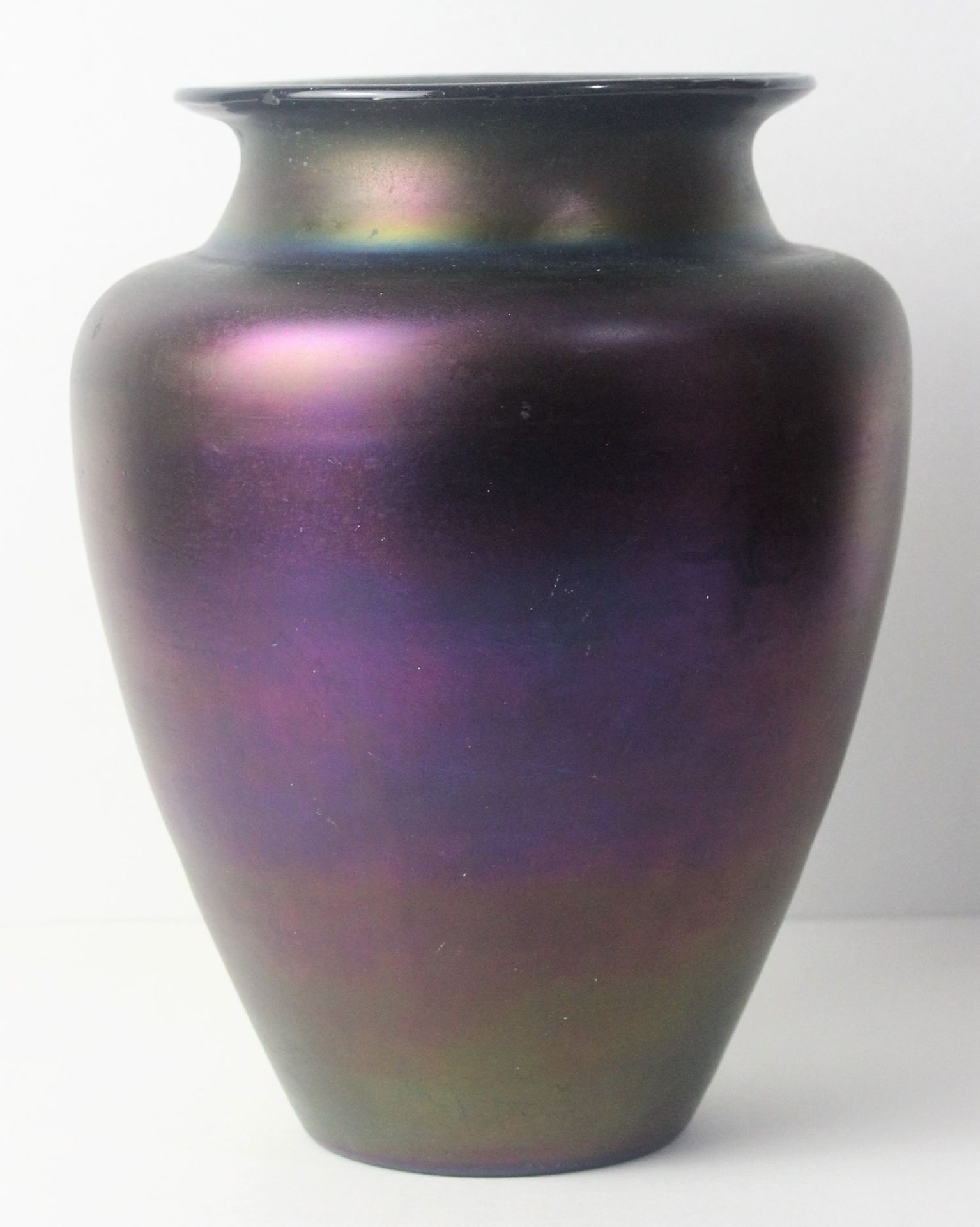 Irisierende Künstler Glas Vase Monogrammiert " W.H " - Image 3 of 3