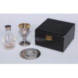 Ecclesiastical Plate - an early 20th century E.P.N.S mounted travelling Communion set, comprising