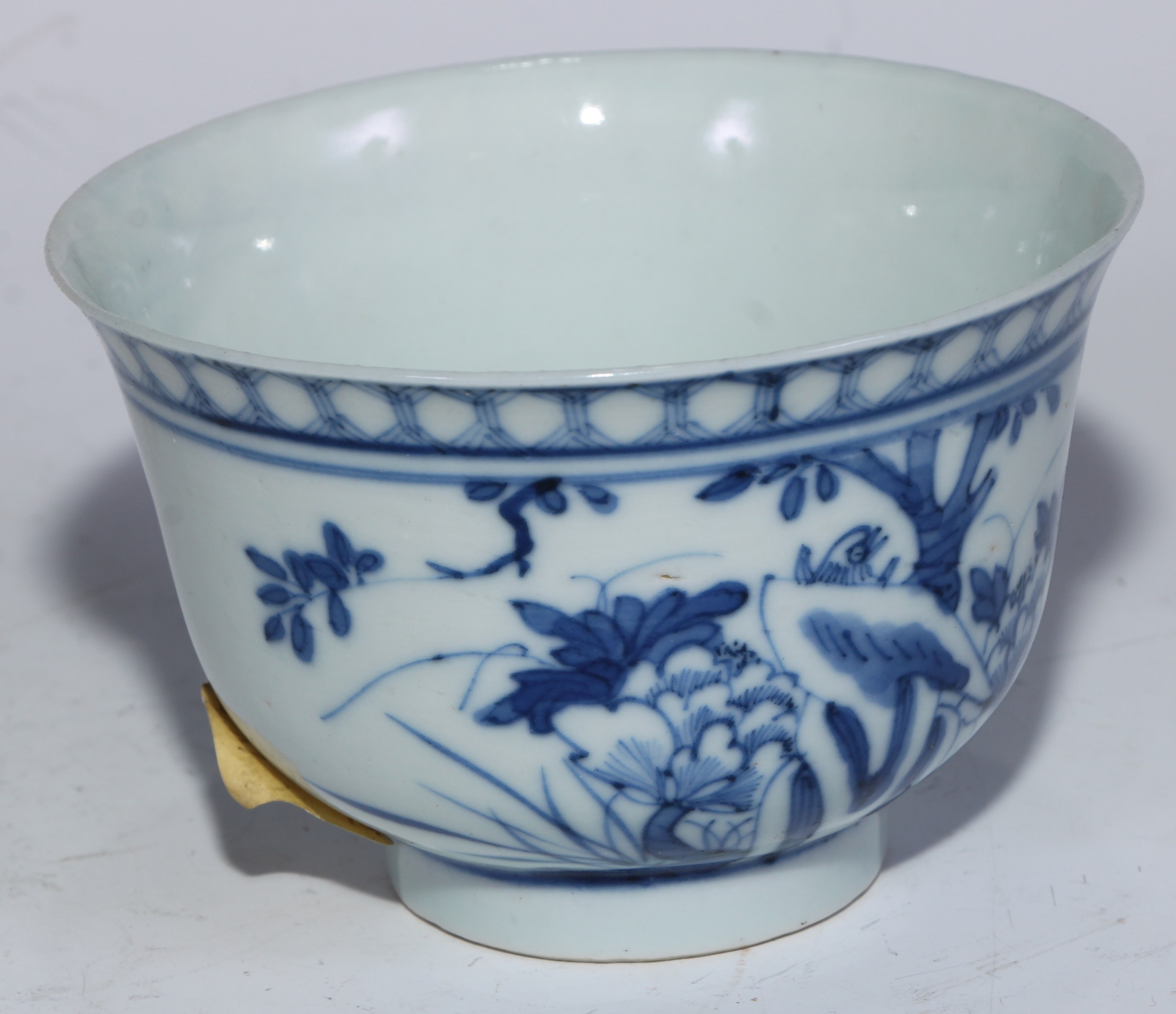 A Chinese octagonal plate, painted in tones of underglaze blue with lotus, 20cm diameter, 18th - Image 16 of 20