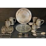 A silver napkin ring, Birmingham 1920; silver plated and pewter mugs, toast racks, spoons; qty