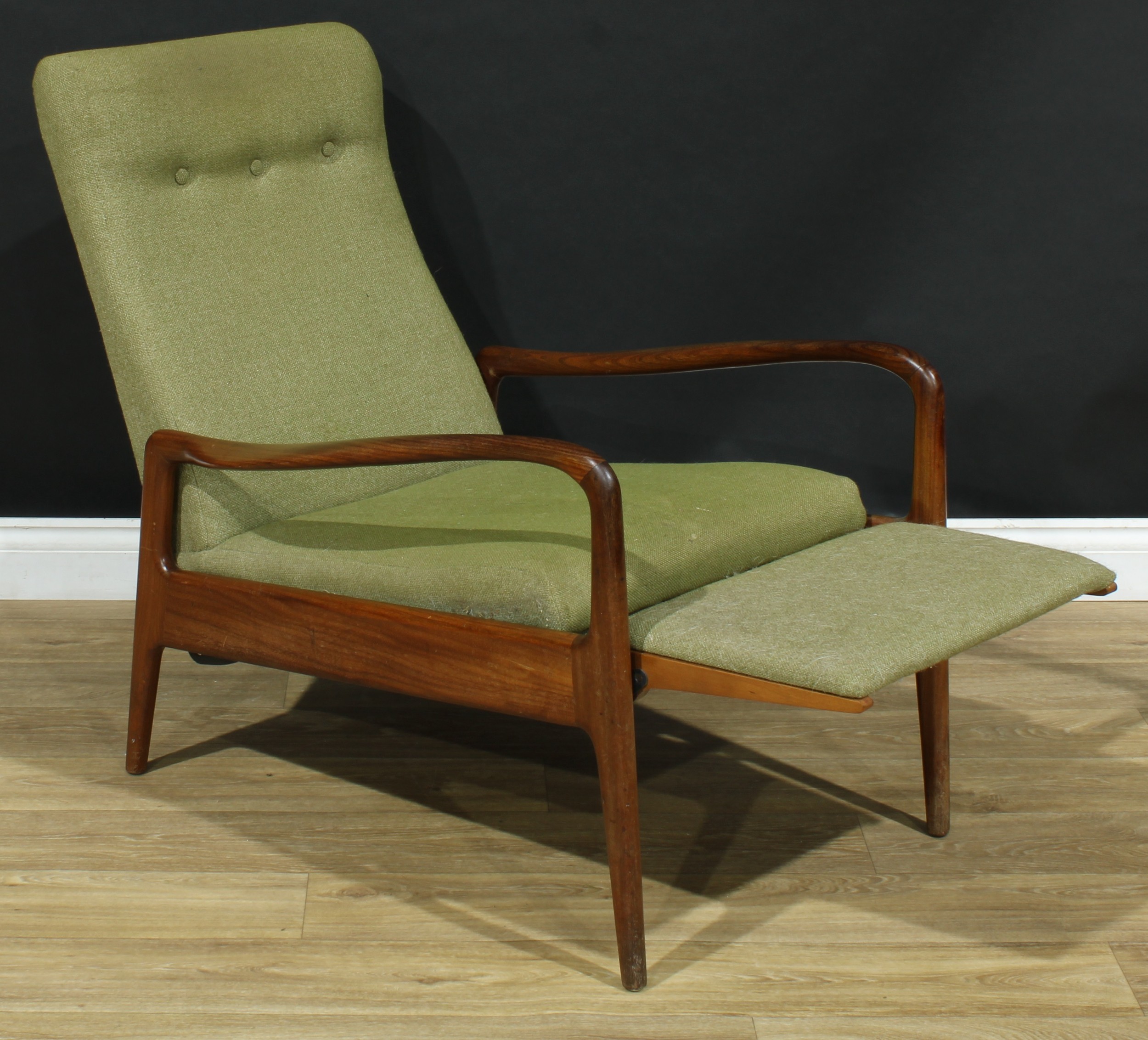 Mid-century Design - a retro afromosia office reclining open armchair, Model 3704 by Greaves and - Bild 2 aus 4