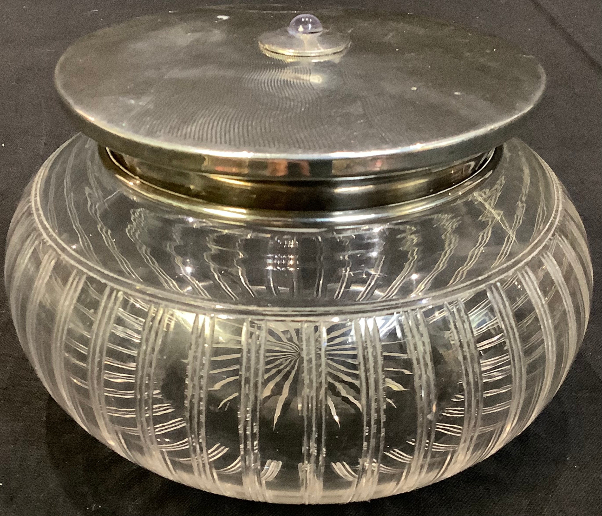 An Art Deco silver mounted powder bowl, the engine turned cover set with a stone, Birmingham 1926