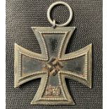 WW2 Third Reich Eisernes Kreuz 2. Klasse Iron Cross 2nd class 1939. No maker mark to ring. No