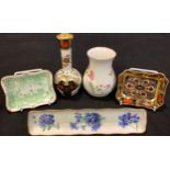 A Royal Crown Derby Imari 1128 pattern rounded rectangular trinket tray; a Green Aves trinket