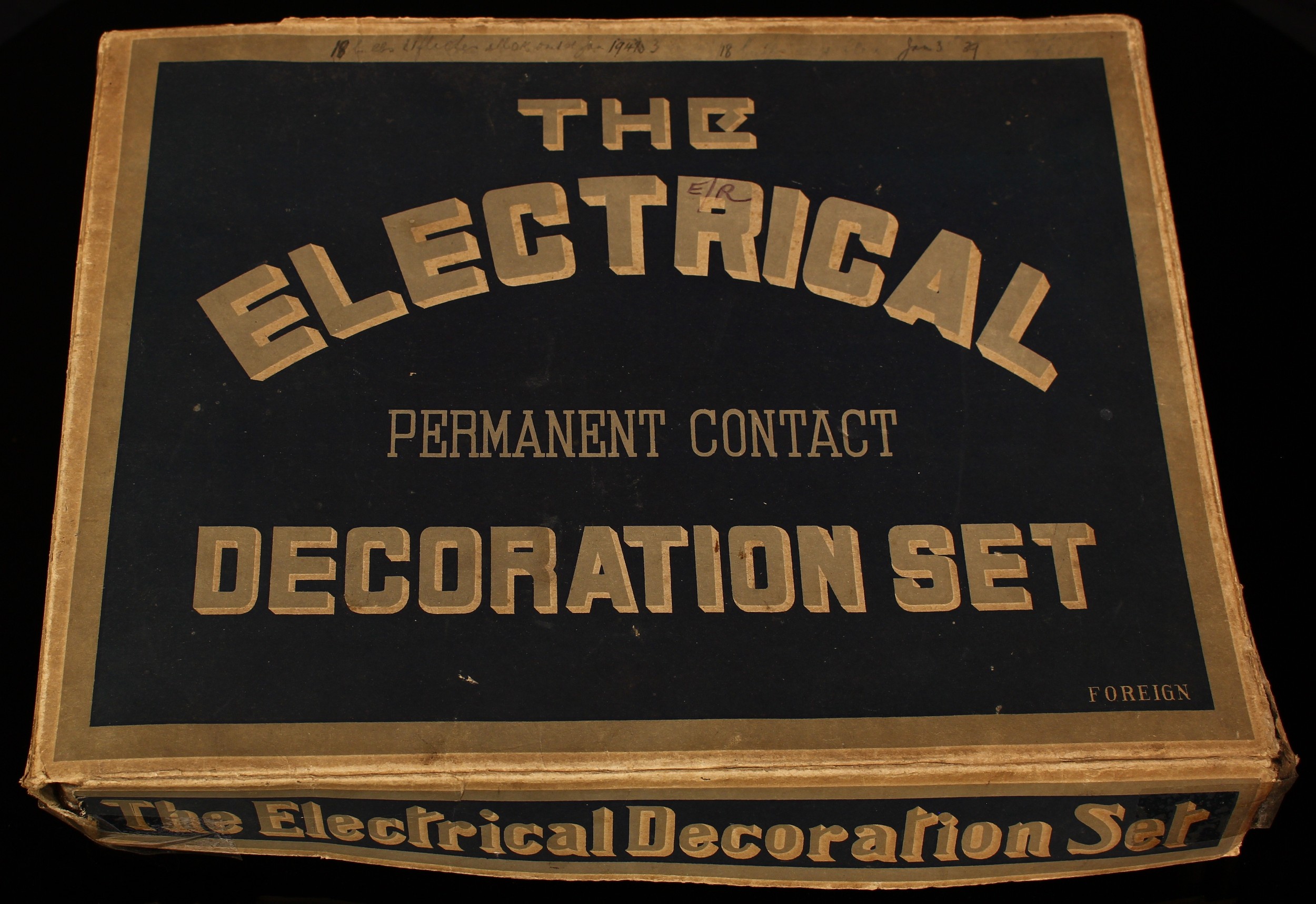 A set of 1940's novelty decorative Christmas light bulbs, The Electrical Permanent Contact - Image 4 of 8