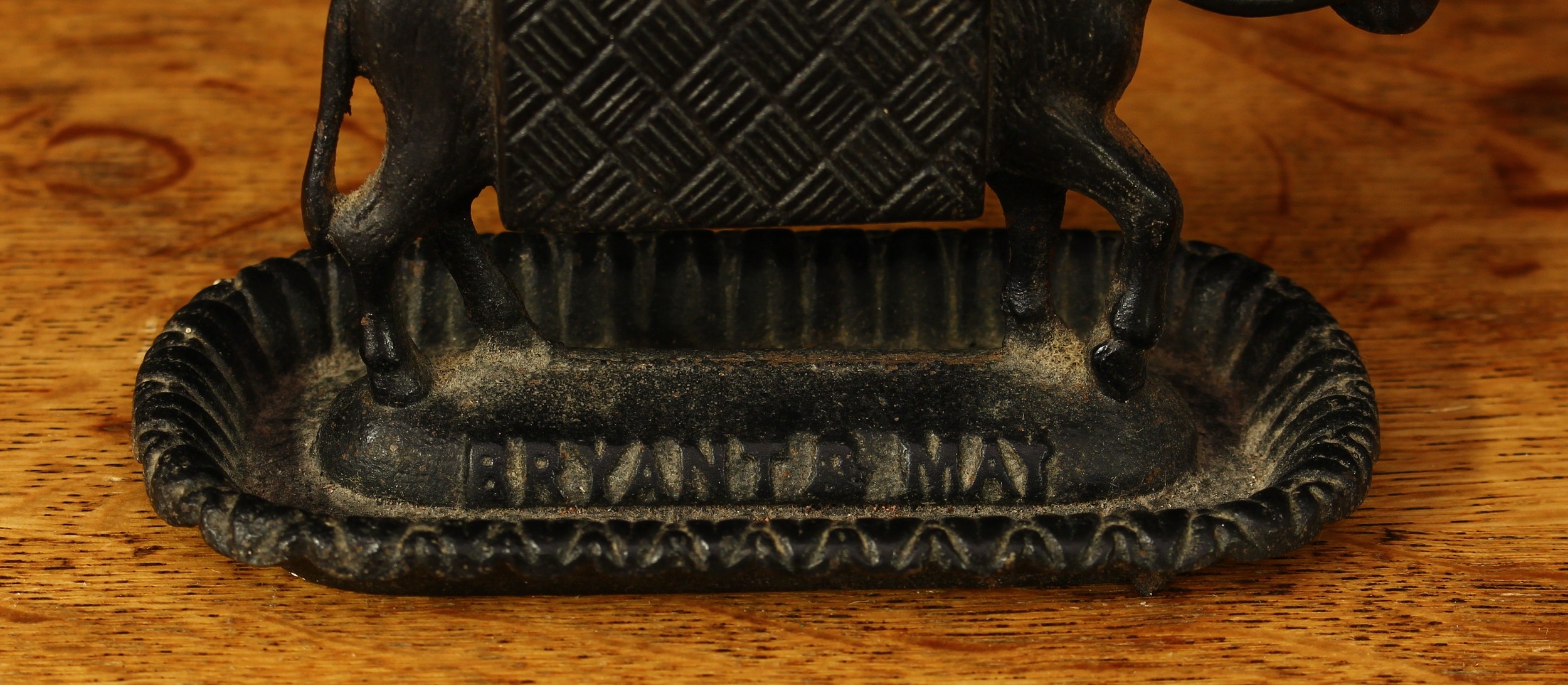 Advertising, Tobacciana & Smoking Interest - a novelty cast iron Bryant & May bar top vesta and - Image 2 of 3