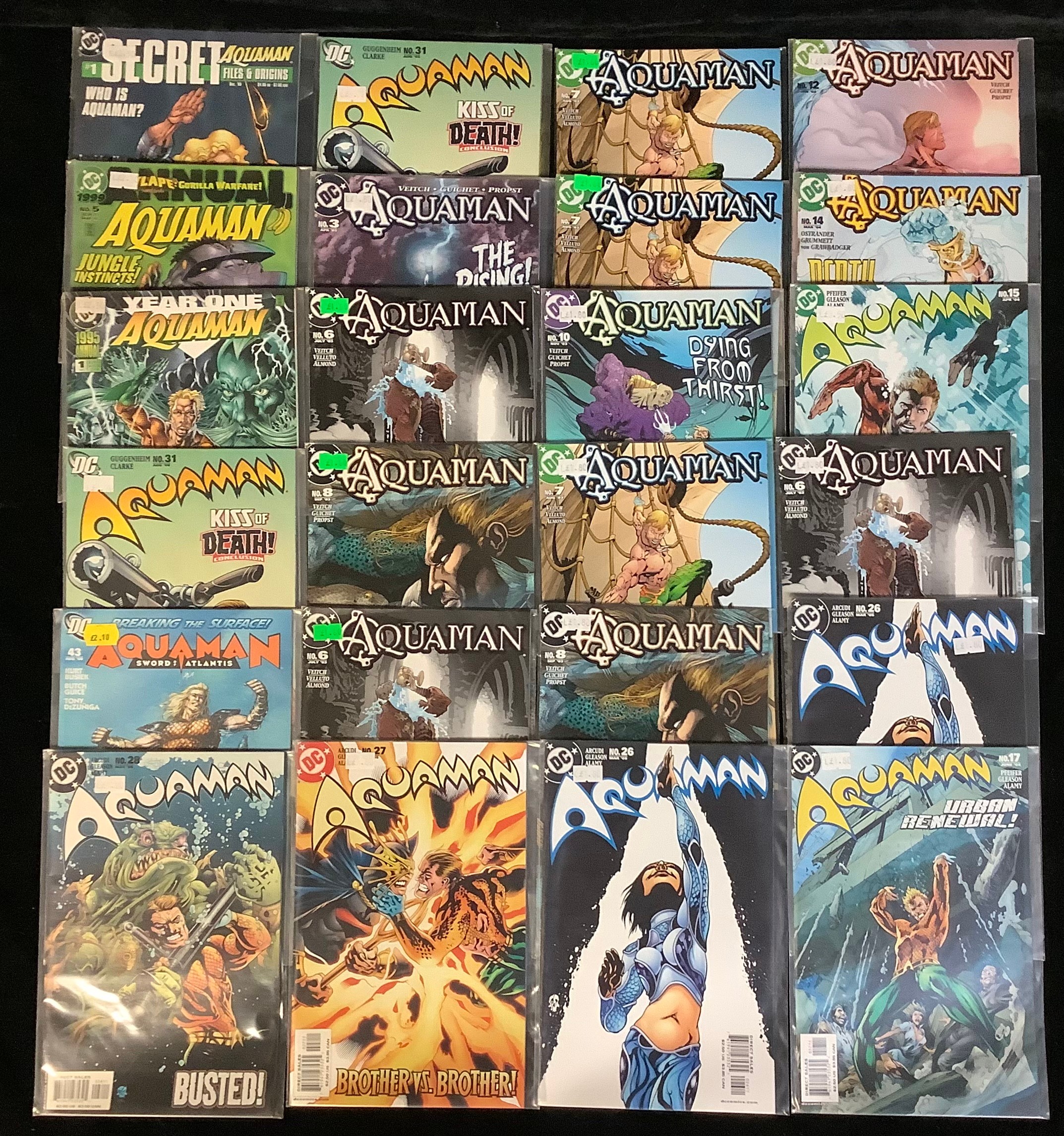 24 DC Aquaman comics. Mid grade. (2004). Some duplicates.