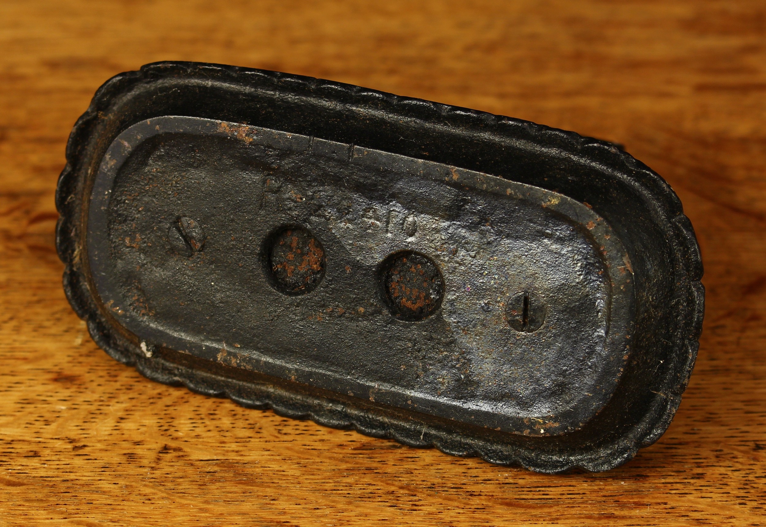 Advertising, Tobacciana & Smoking Interest - a novelty cast iron Bryant & May bar top vesta and - Image 3 of 3