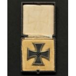 WW2 Third Reich Eisernes Kreuz 1. Klasse. Iron Cross First Class 1939 complete in original