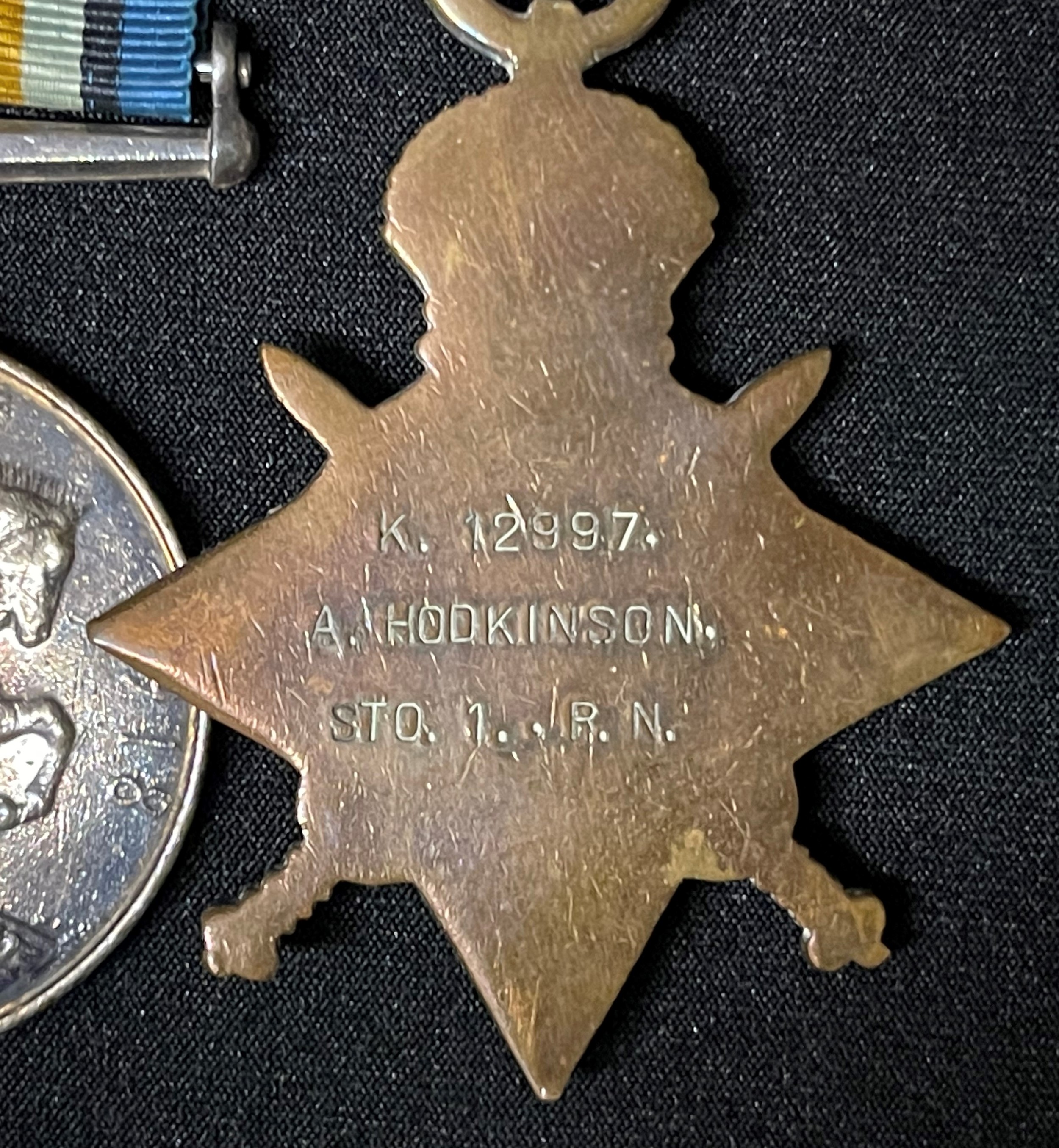 WW1 & WW2 British Royal Navy Medal group comprising of: 1914-15 Star, War Medal and Victory Medal, - Bild 3 aus 7