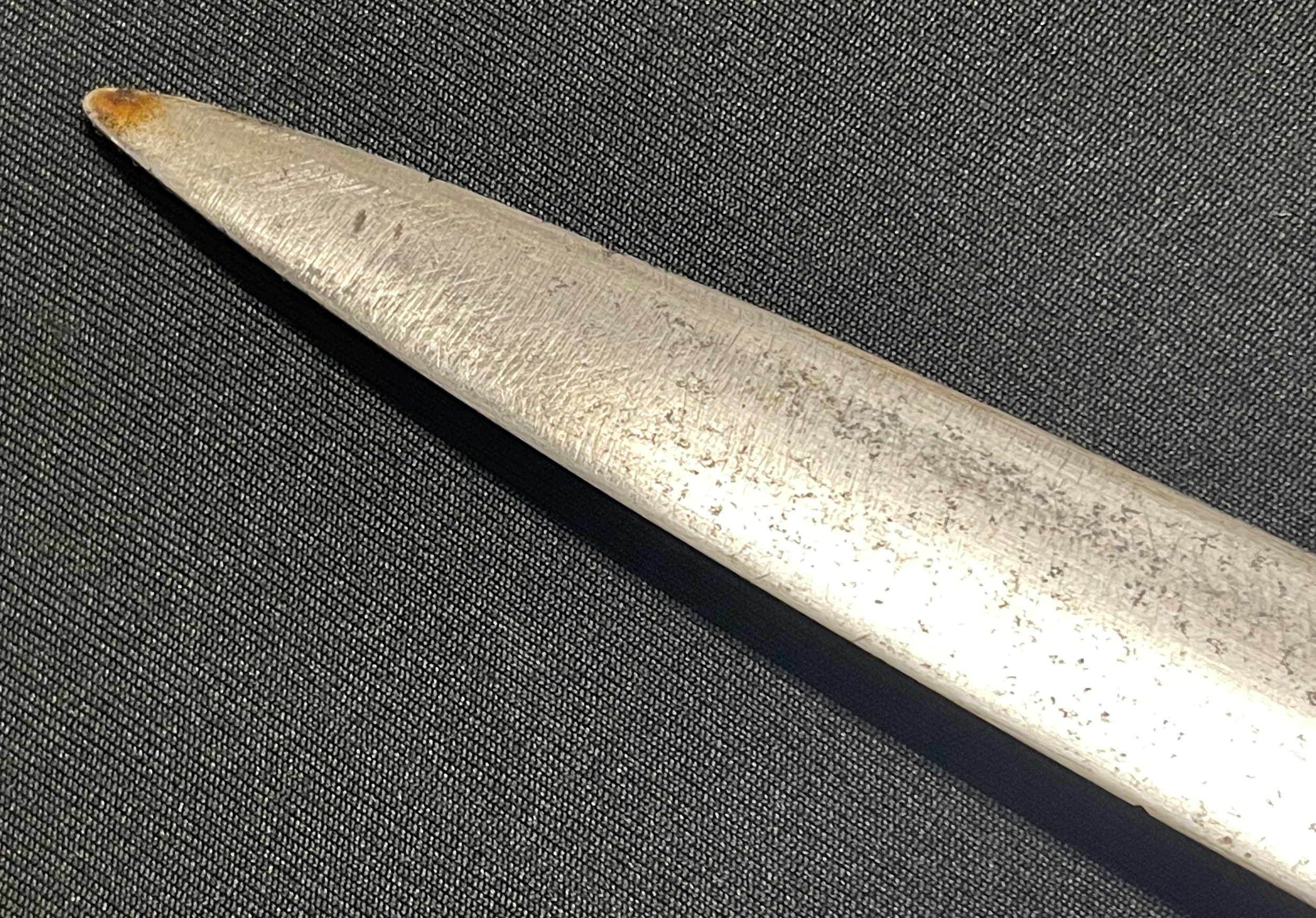 Victorian Royal Artillery officer's sword with single edged fullered blade 816mm in length, proof - Bild 8 aus 25