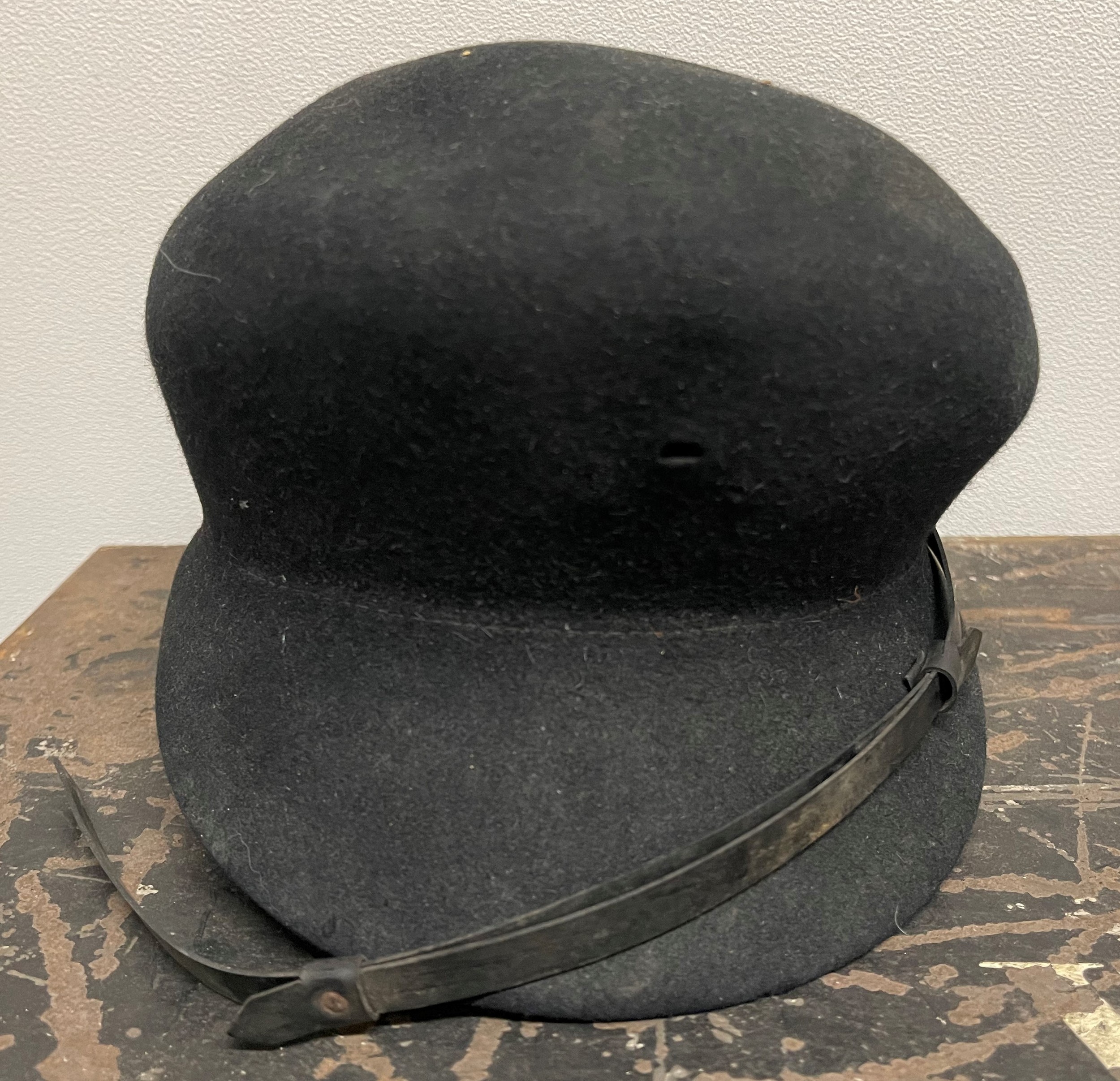 A collection of British Service Dress Caps: General Staff Officers Cap with bullion wire cap badge - Image 7 of 7