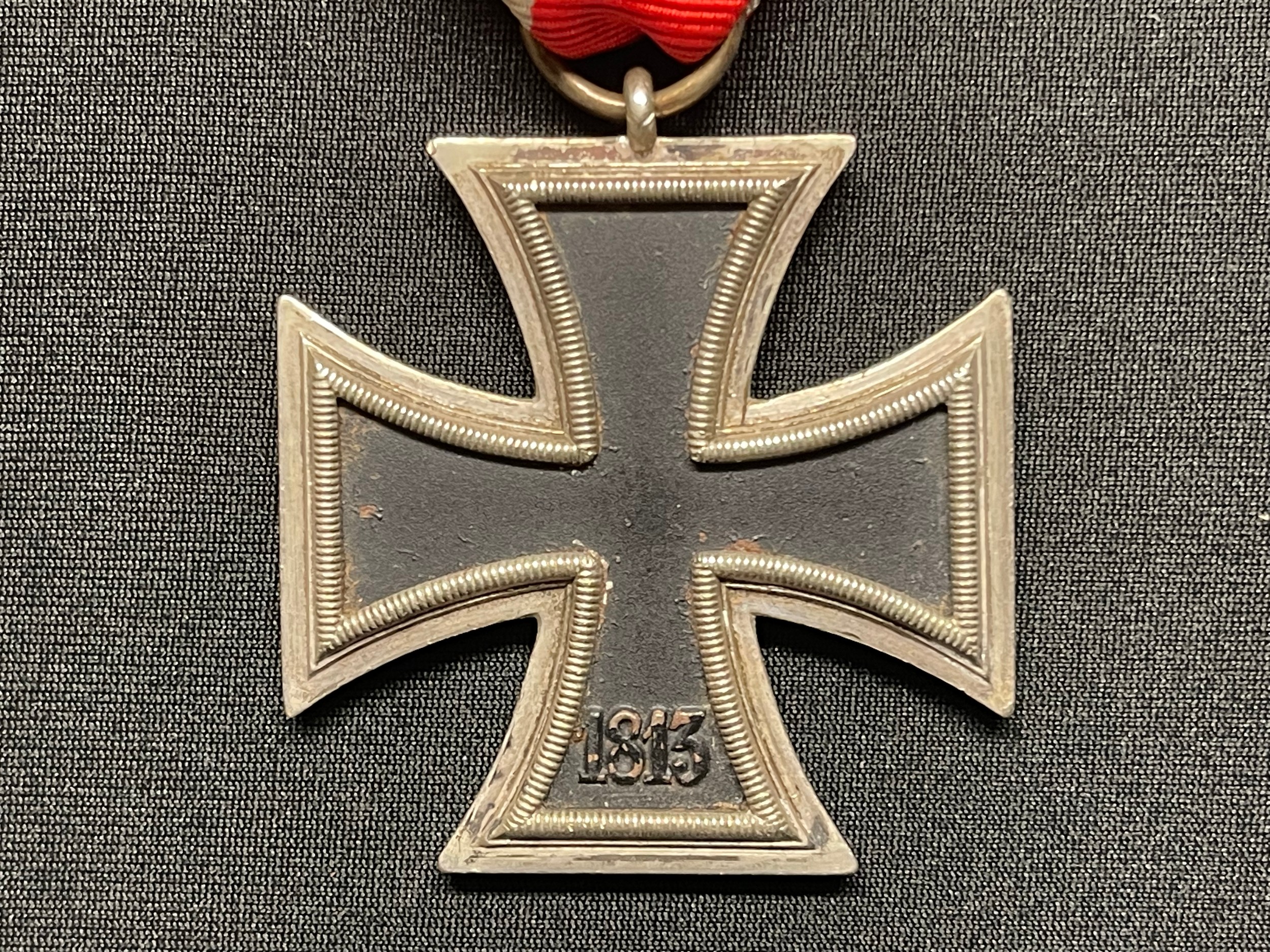 WW2 Third Reich Eisernes Kreuz 2. Klasse. Iron Cross 2nd class 1939. No maker mark. Complete with - Image 2 of 6
