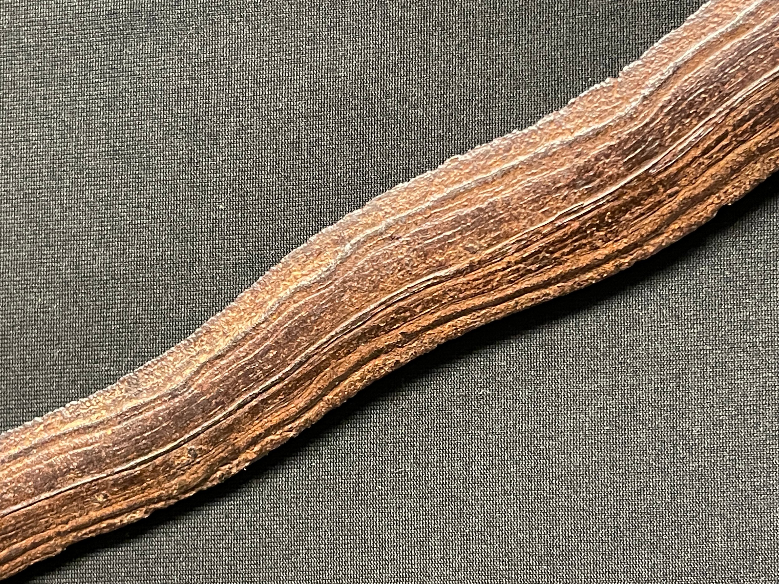 An Indonesian kris, 32cm wavy blade with pronounced pamor, hardwood hulu carved as a stylised lotus, - Image 11 of 19