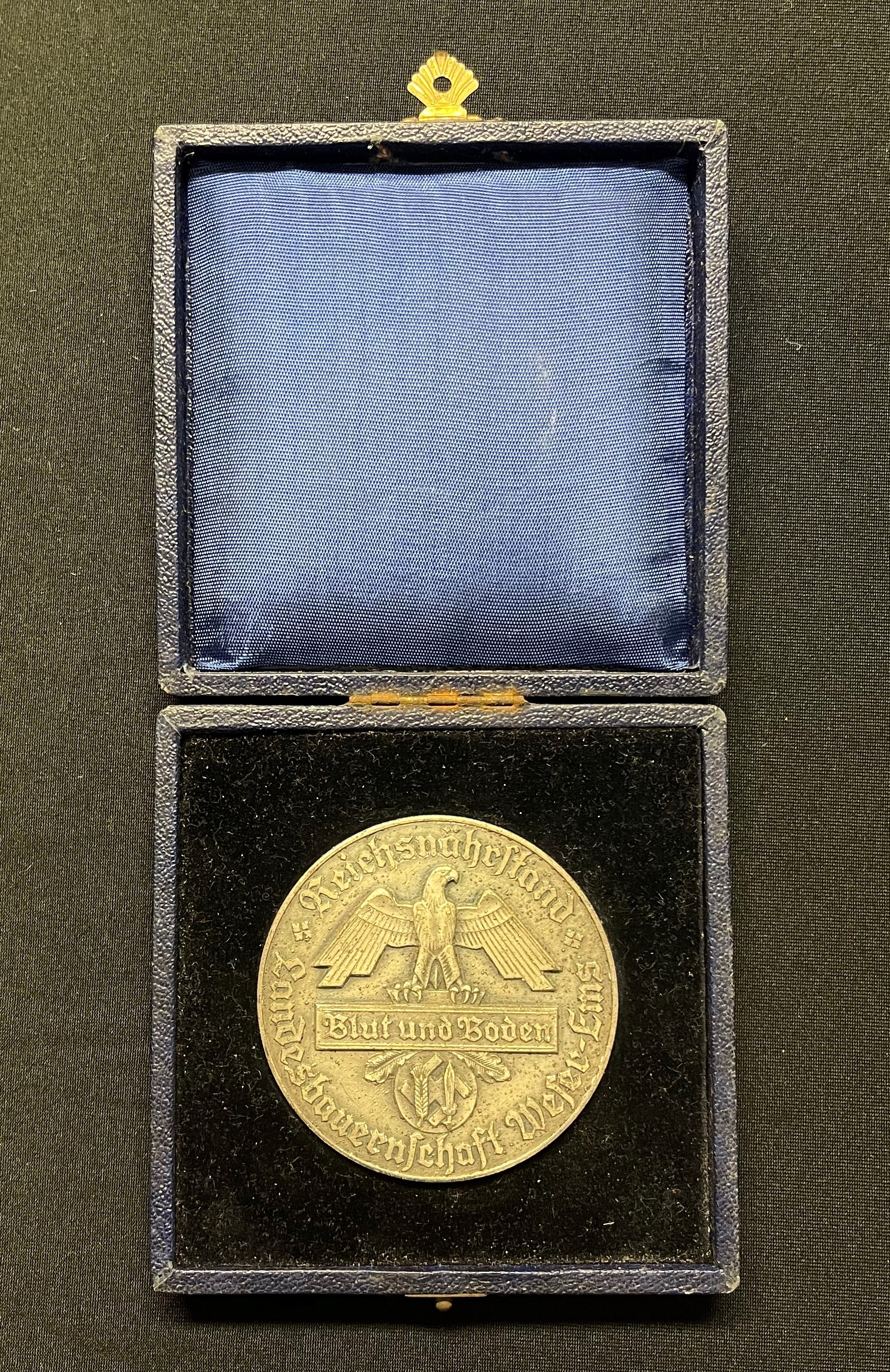 WW2 Third Reich cased Reichsnahrstand non portable award for Landesbauernschaft Weser-Ems . Complete