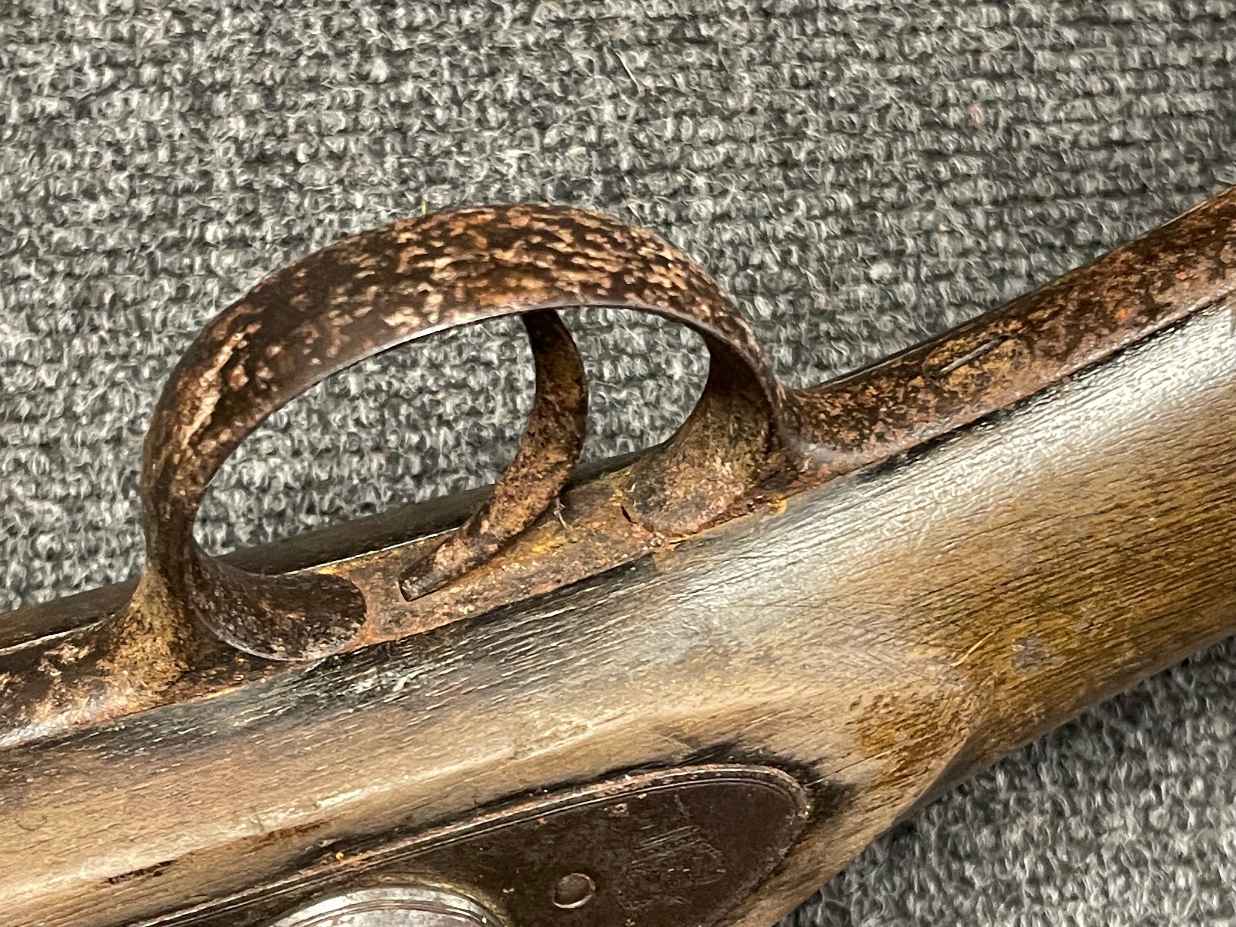 British Military "Bar on Band" Enfield Short Percussion Cap Rifle. Working action. 83cm long barrel. - Image 12 of 24