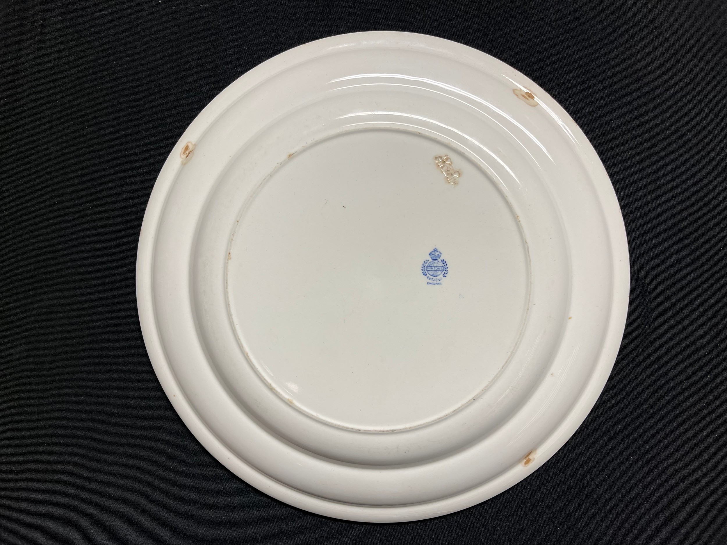 WW2 Royal Air Force Other Airmans mess eathernware dinner plate by Minton. 27cm in diameter. - Image 2 of 4