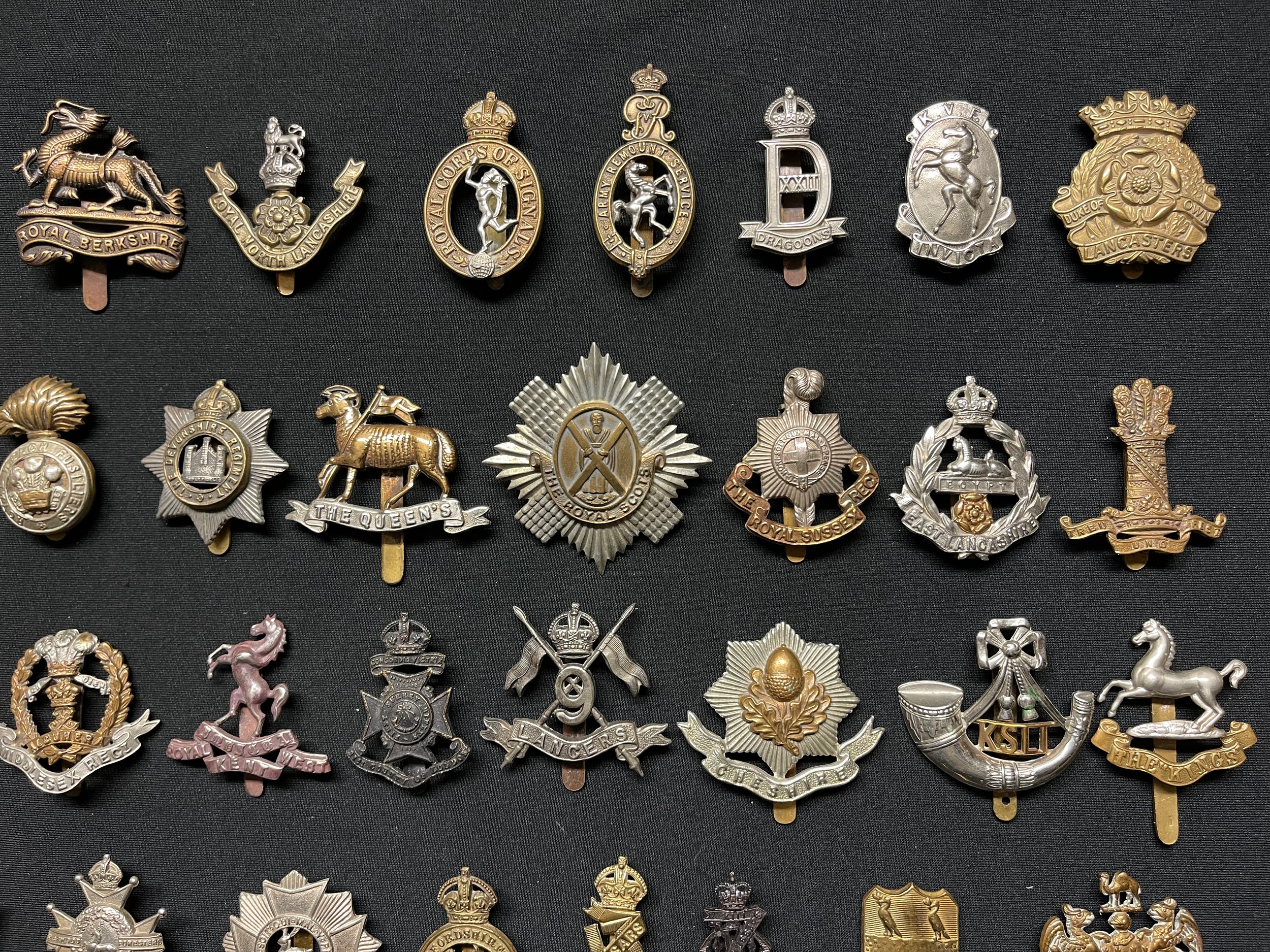 WW2 British Cap Badges plus some WW1 badges to include: Aryll & Sutherland Highlanders: Seaforth - Image 8 of 10