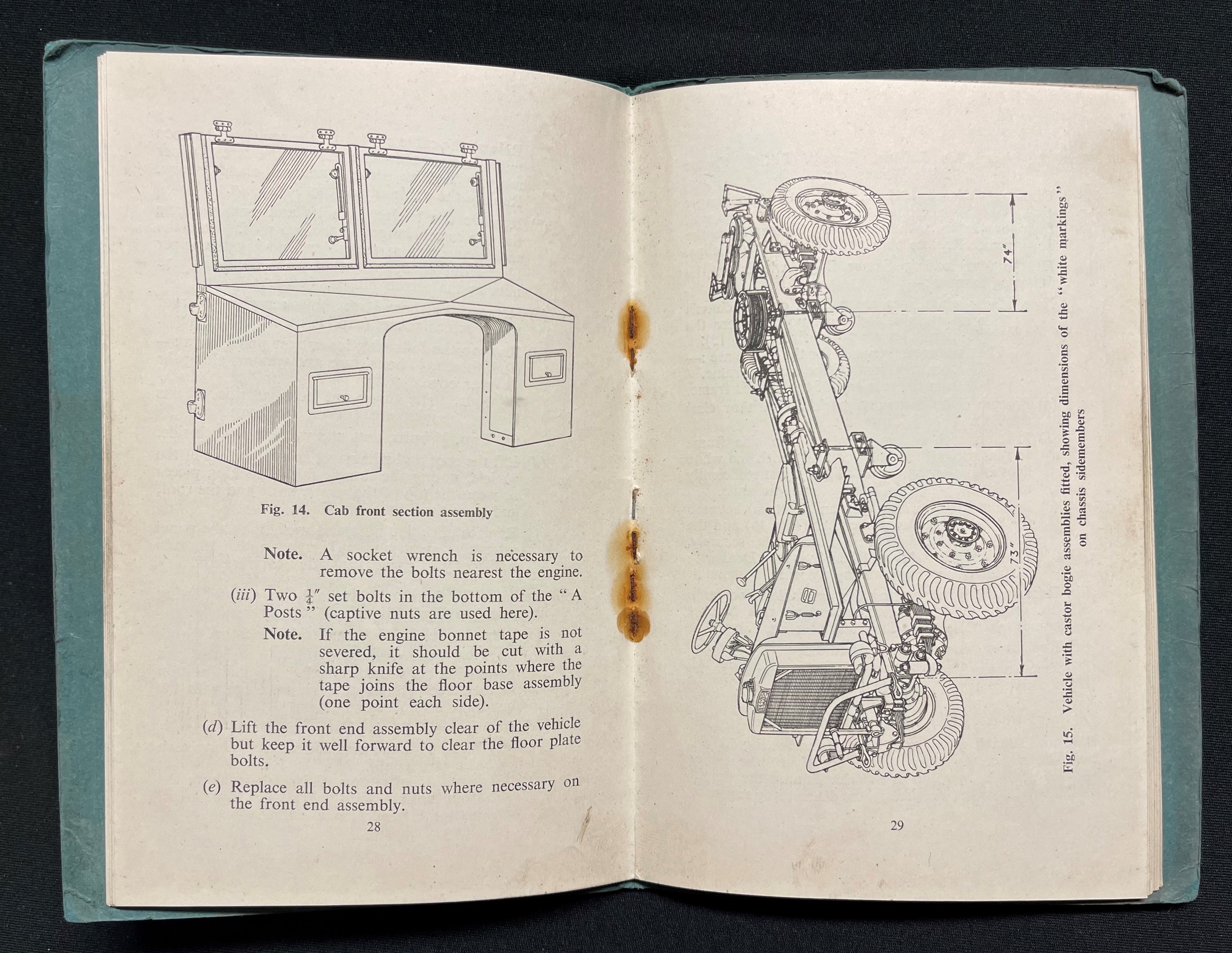 WW2 British Military Vehicle Drivers Handbooks for Bedford OY, dated 1941: Karrier Model K6 dated - Image 12 of 14