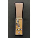 WW2 Third Reich Ehrenkreuz Der Deutsche Mutter in Gold, cased example. Mothers Cross in Gold.