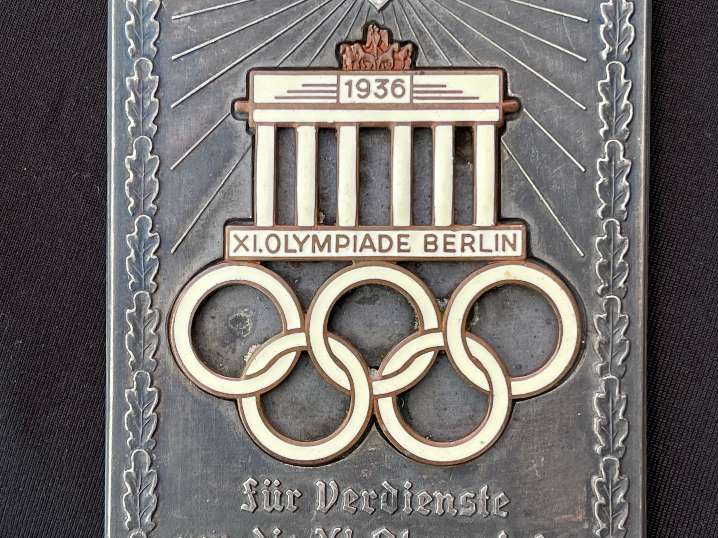WW2 Third Reich 1936 XI Olympiade Berlin non portable award. Inscribed "Fur Verdienste um die XI - Image 3 of 5