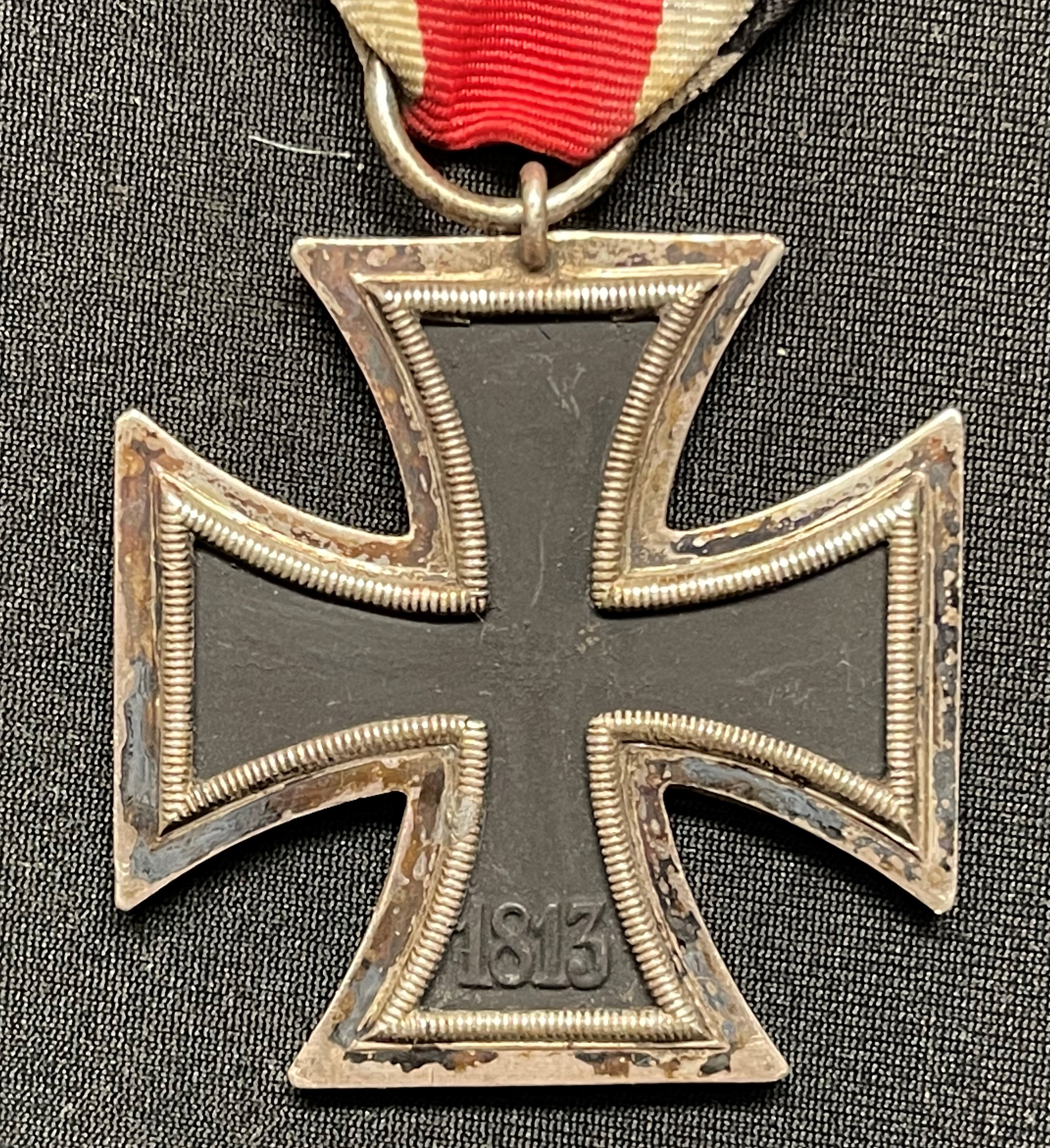 WW2 Third Reich Eisernes Kreuz 2. Klasse. Iron Cross 2nd class 1939, no maker mark to ring, complete - Image 3 of 4