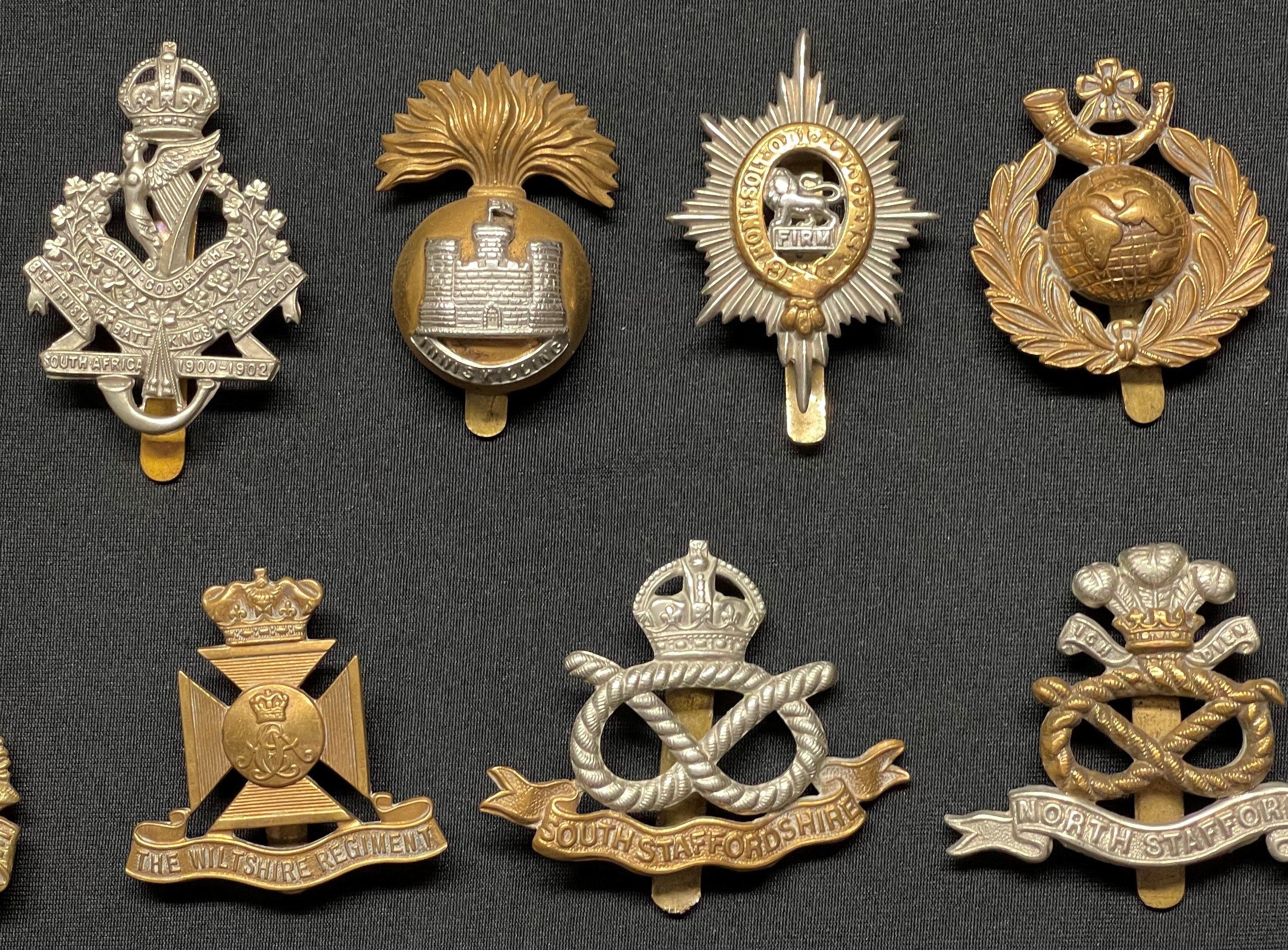 WW2 British Cap Badges along with some WW1 cap badge collection of 40 plus badges to include: - Image 5 of 13