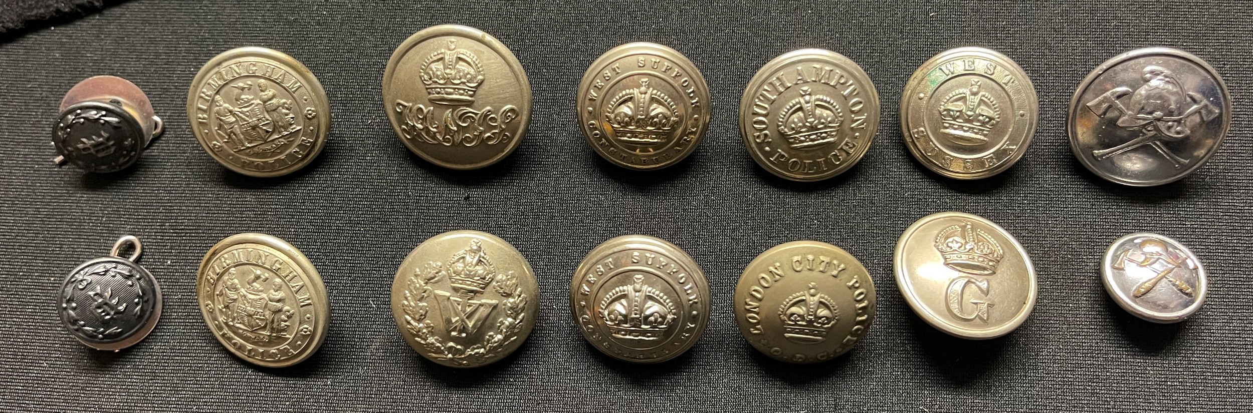 A collection of British Police insignia, buttons, numerals, enamel badges etc to include: a - Image 9 of 11