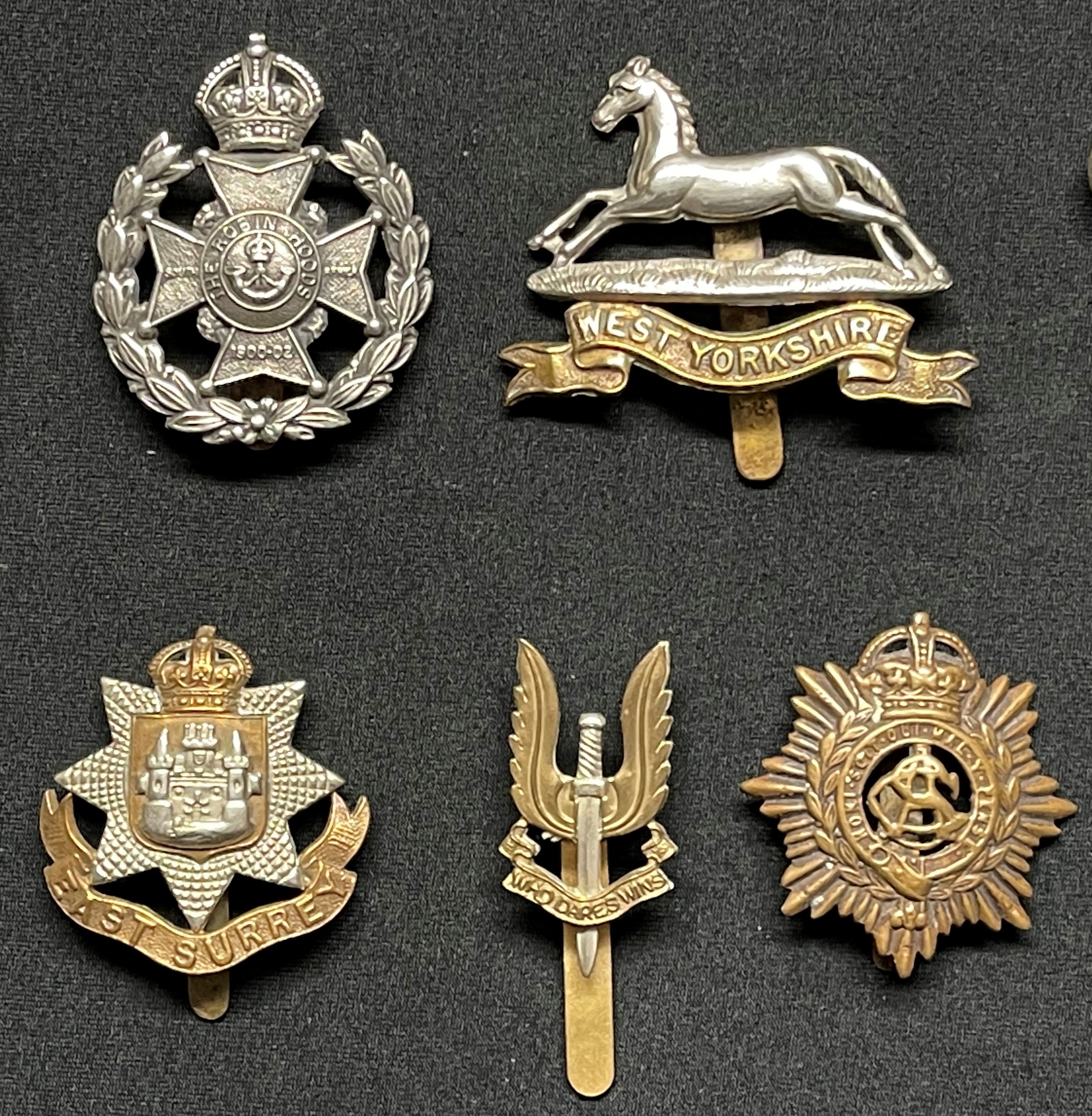 WW2 British Cap Badges along with some WW1 cap badge collection of 40 plus badges to include: - Image 6 of 13