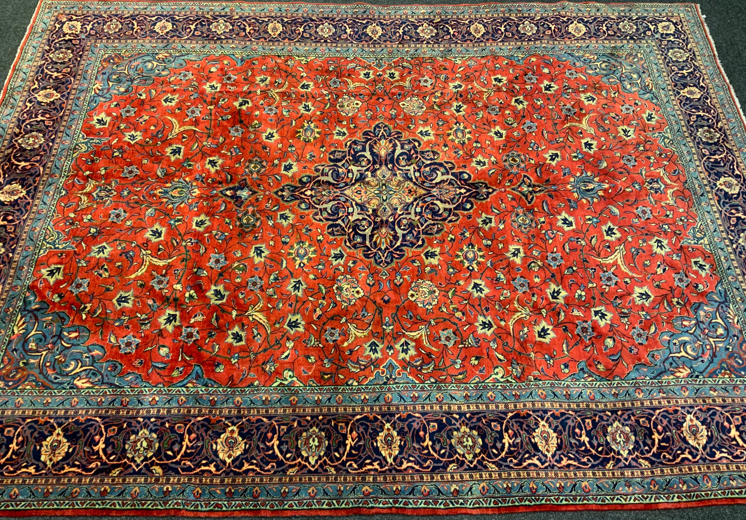 A Persian Sarough rug/carpet 380cm x 280cm - Bild 2 aus 2