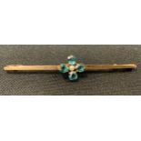 An Edwardian seed pearl and blue agate 15ct gold bar brooch, stamped 15ct, 56mm long, 3.1g gross