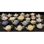 Teapot Collection - Feltmann, Welden, Mirabell pattern; others, Rheingan, Salzberg, Jasmine,