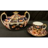 A Royal Crown Derby Imari 2451 pattern two handled oval sucrier and cover, 19cm wide, printed mark