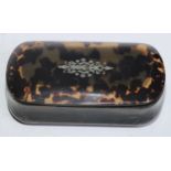 A 19th century tortoiseshell, pique and horn rounded rectangular snuff box, 9.5cm wide, c.1860