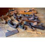 Robert Kelly & Sons Ltd, Nelson Liverpool mahogany brass and steel woodworking plane; others, W