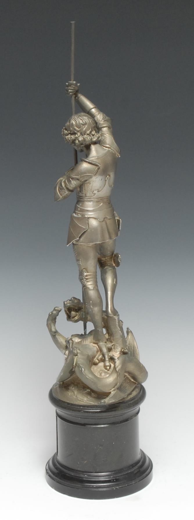 English School (early 20th century), a silvered bronze, St George Slaying the Dragon, marble and - Bild 2 aus 3