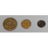 Coins - a 1516/1556 escudo type metal coin, 5.9g ; 19th century gilt Michelangelo medallion EF, also