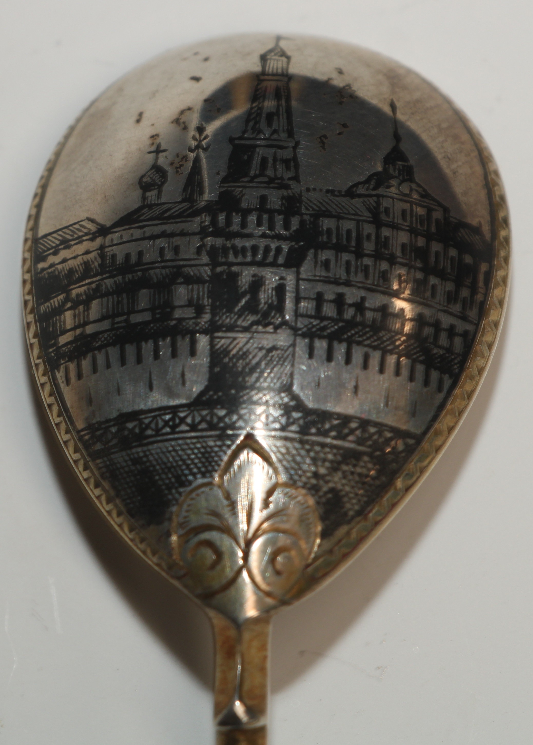 A 19th century Russian silver and niello spoon, 14cm long, Moscow 1894 - Image 3 of 3