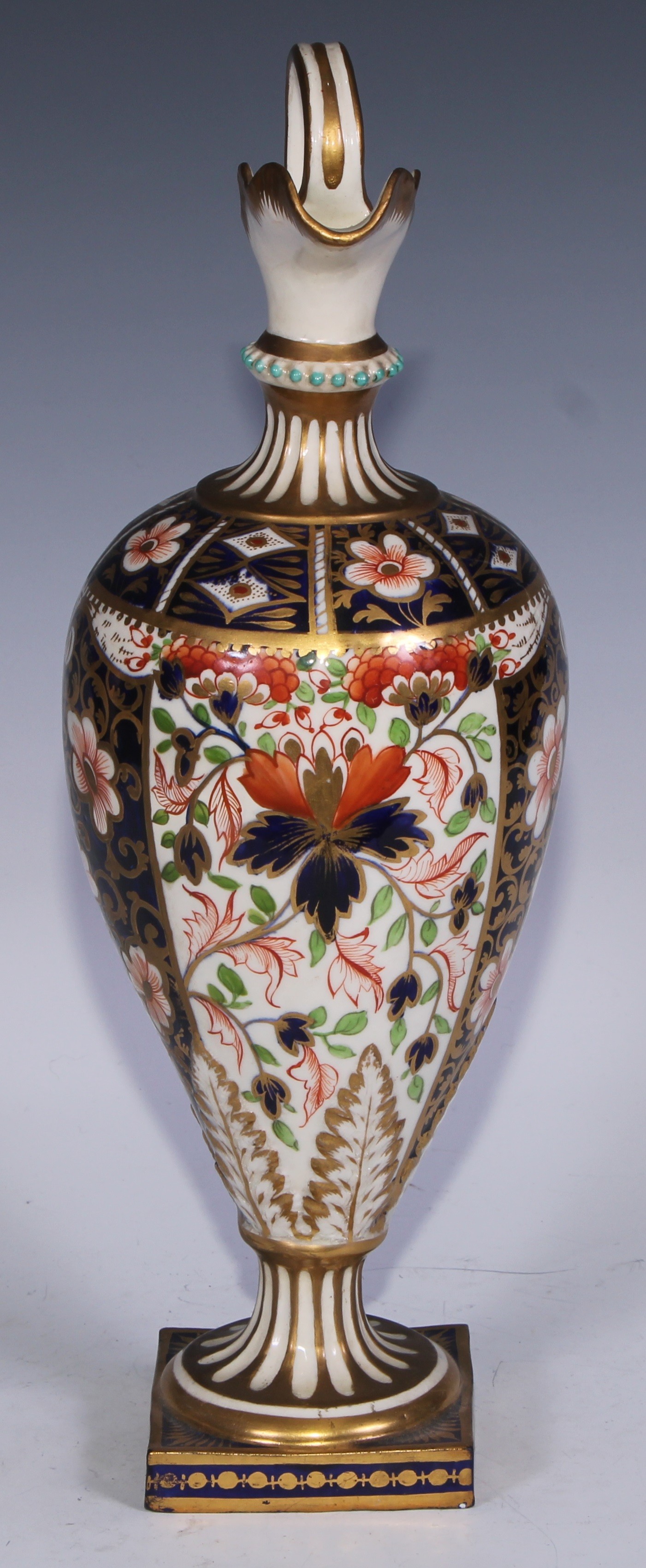 A Sampson Hancock Derby Imari Kedleston-type ewer, square pedstal base, 34cm high, underglaze blue - Bild 4 aus 12