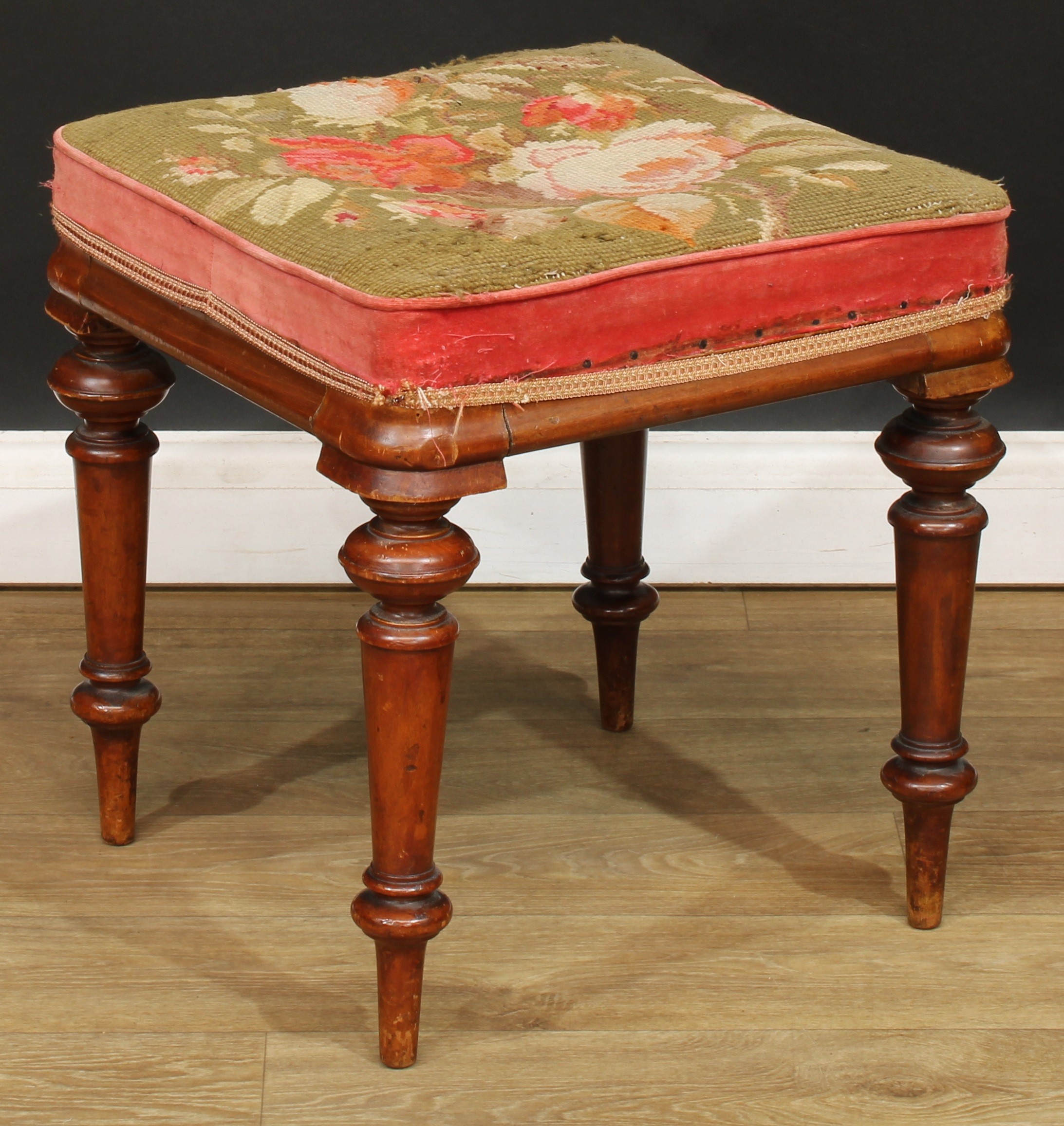 A Victorian mahogany circular stool, 38cm high, 37cm diameter; another, 48cm high, 32.5cm - Bild 3 aus 7