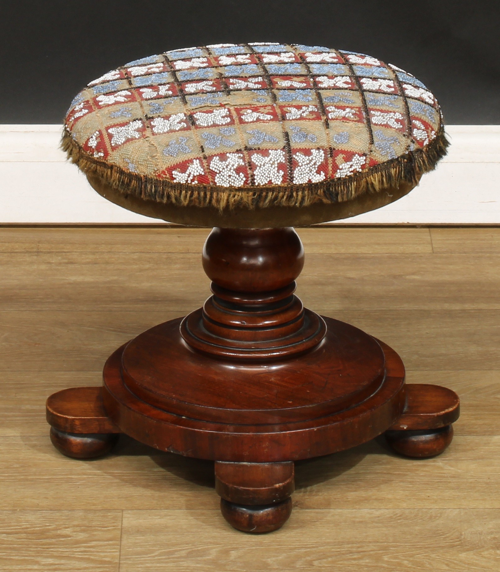 A Victorian mahogany circular stool, 38cm high, 37cm diameter; another, 48cm high, 32.5cm - Bild 7 aus 7