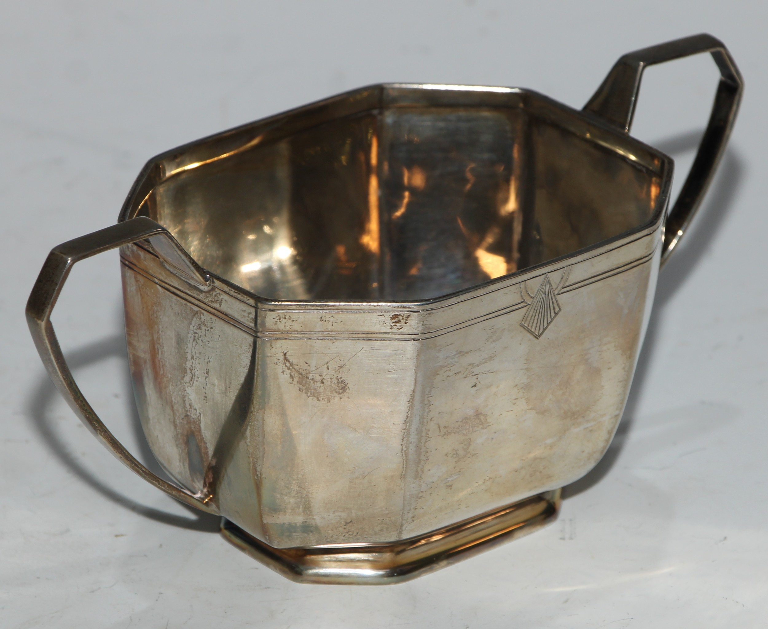 A late Art Deco silver four-piece tea service, Viners Ltd - Edward Viner, Sheffield, 1939, 1572g - Image 9 of 9