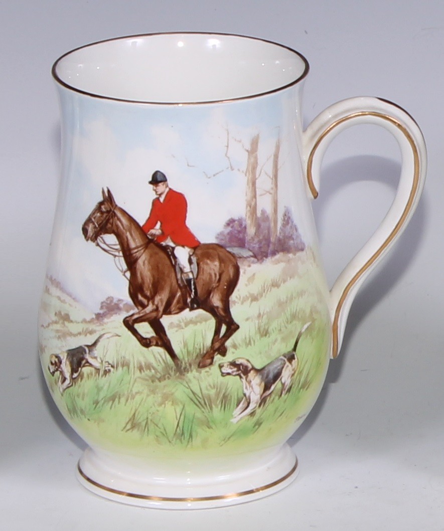 A Royal Crown Derby cylindrical mug, printed and painted by F Cox, with a hunting scene, to verso - Bild 3 aus 42